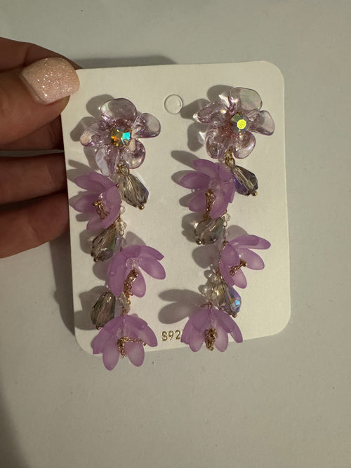 Purple Floral Statement Earrings – Lavender Flower Dangle Earrings – Crystal Beaded Drop Earrings – Romantic Botanical Jewelry Gift for Women