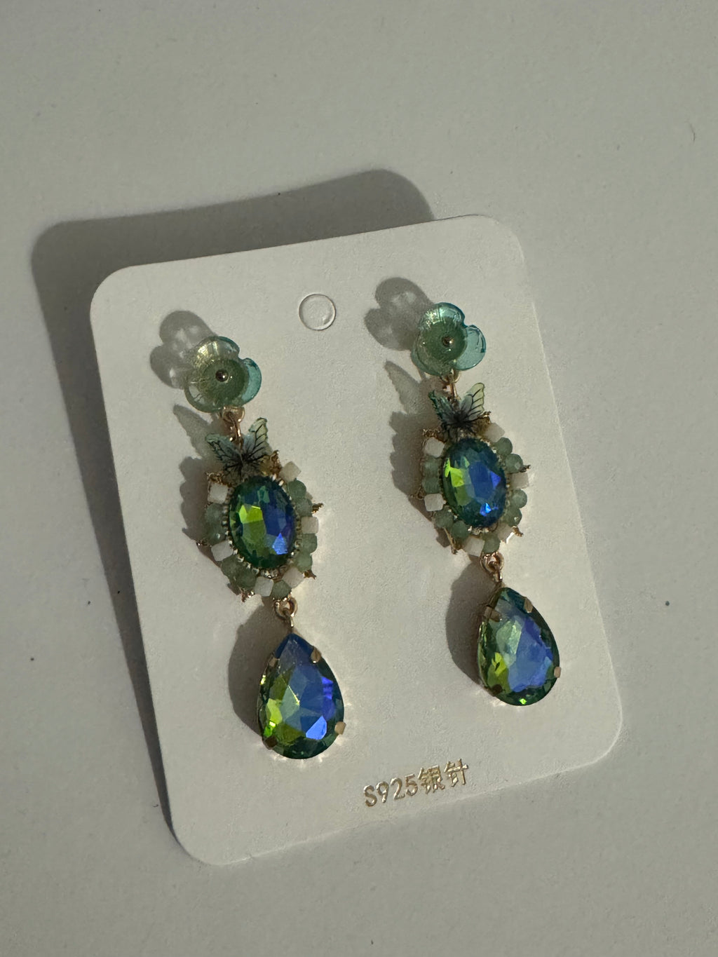Vintage Green Crystal Butterfly Drop Earrings – Floral Statement Dangle Earrings – Iridescent Rhinestone Teardrop Earrings – Gift for Women
