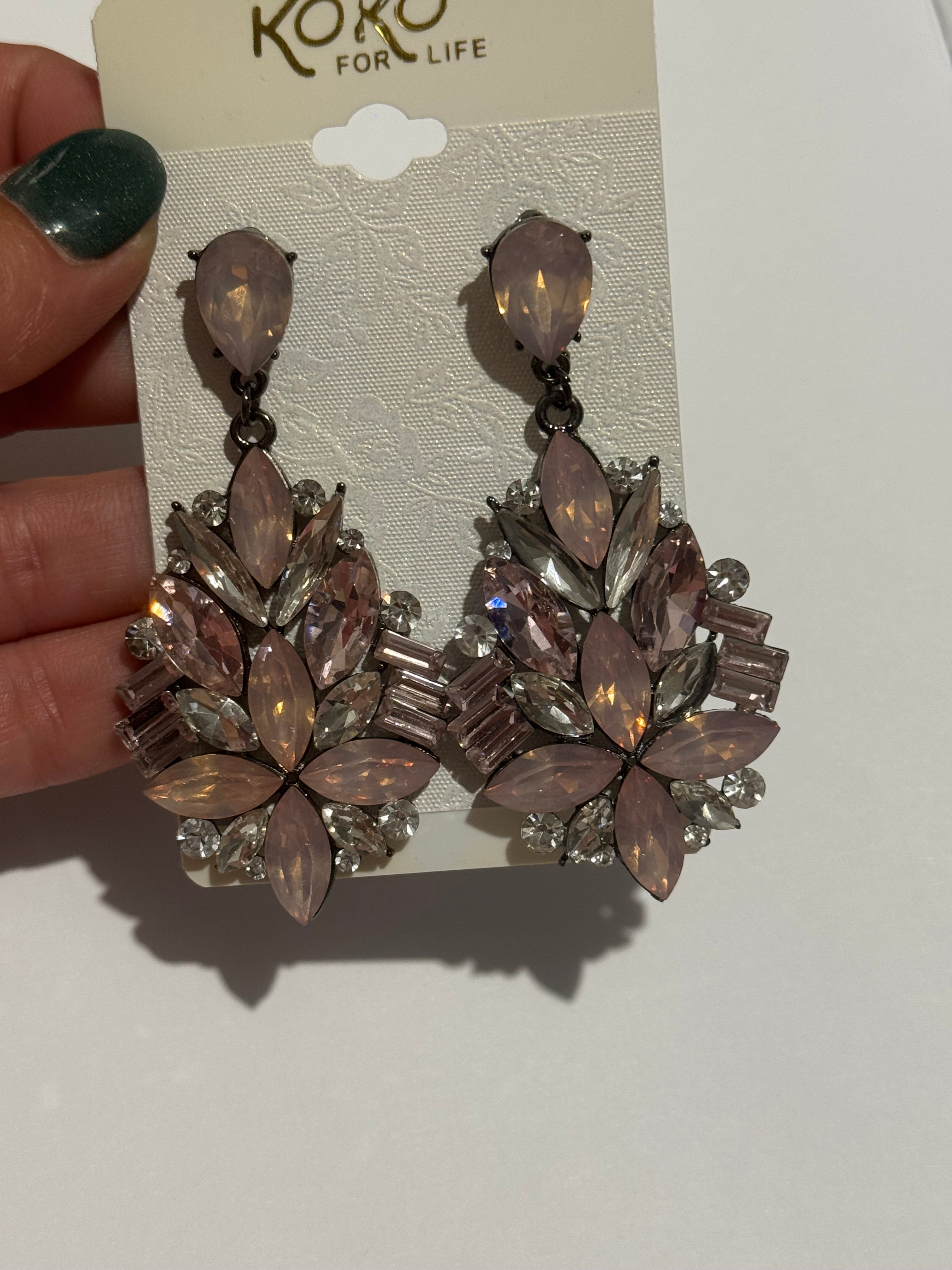 Blush Pink Crystal Statement Earrings – Vintage Rhinestone Drop Earrings – Elegant Floral Chandelier Earrings – Glam Jewelry Gift for Women