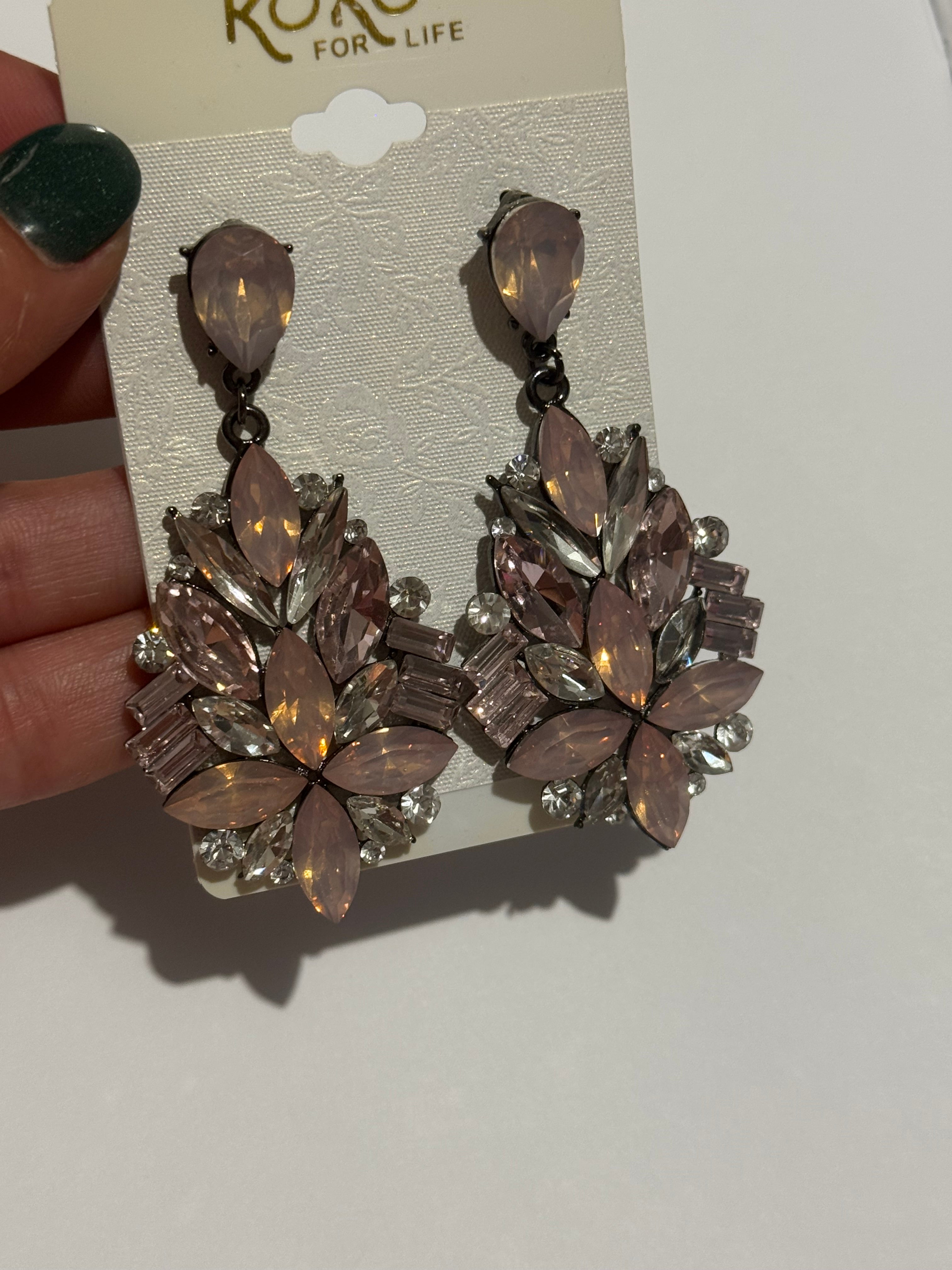 Blush Pink Crystal Statement Earrings – Vintage Rhinestone Drop Earrings – Elegant Floral Chandelier Earrings – Glam Jewelry Gift for Women