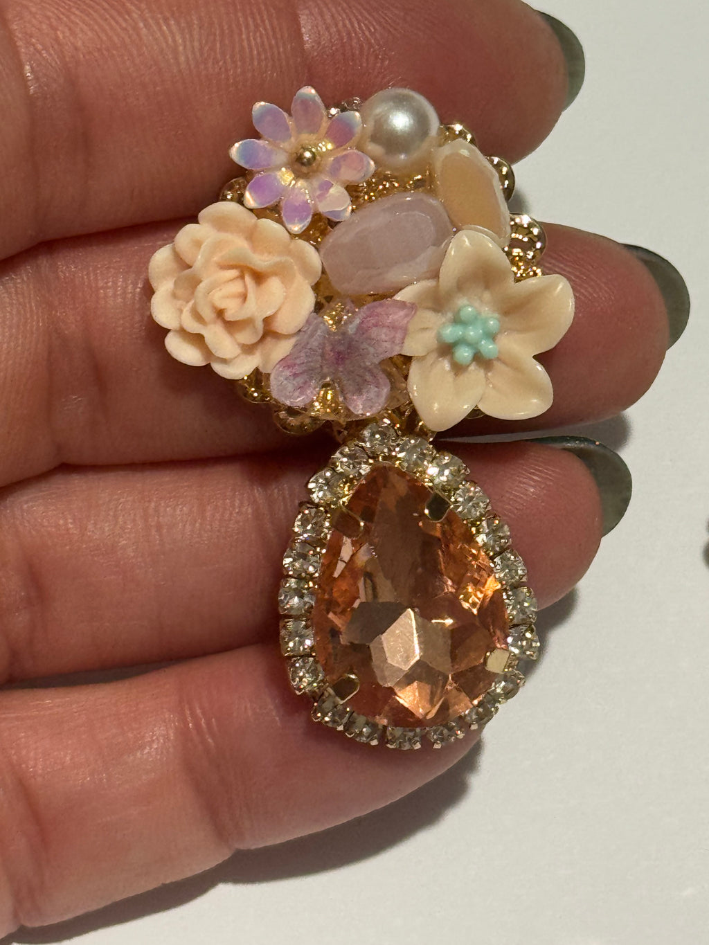 Blush Pink Floral Statement Earrings – Peach Crystal Teardrop Earrings – Romantic Flower Pearl Earrings – Vintage Inspired Jewelry Gift for Women