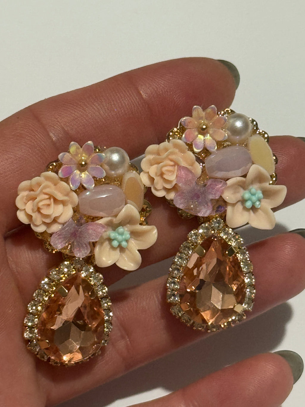 Blush Pink Floral Statement Earrings – Peach Crystal Teardrop Earrings – Romantic Flower Pearl Earrings – Vintage Inspired Jewelry Gift for Women